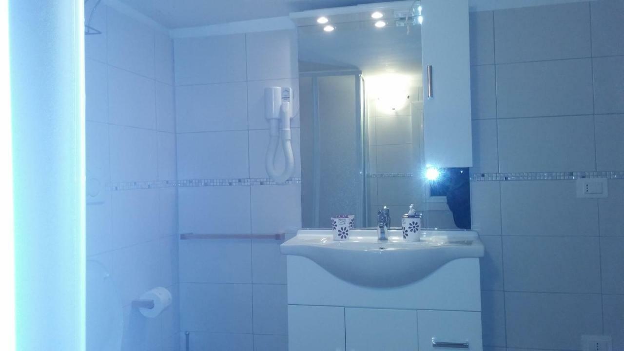 Casa Orchidea - The Fab Stay Brindisi Eksteriør billede